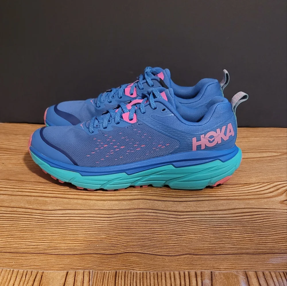 Hoka One One Challenger ATR trail running shoes hiking  casual womens 8 sneakers